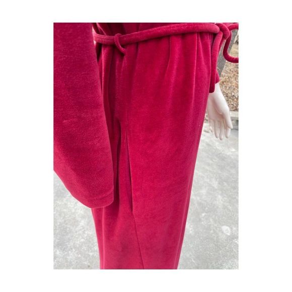 Vintage | 70s DIamond Tea Velvet Robe Burgundy Half-Zip Dressing Gown By Diane D - Picture 8 of 16